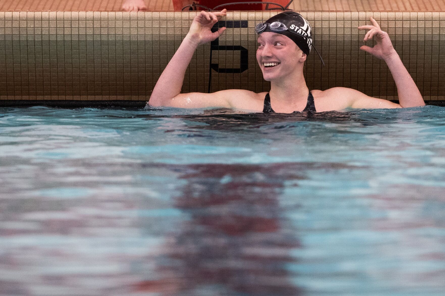 022821-owh-spo-stateswim-ar08.JPG